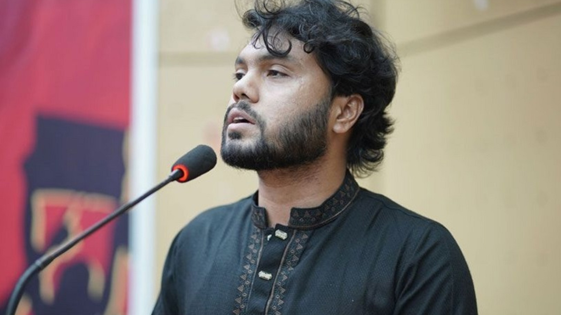 সুরাহা না হলে রাজপথ থেকেই ‘জুলাই সনদ’ আদায় করে নিতে হবে: হাদি